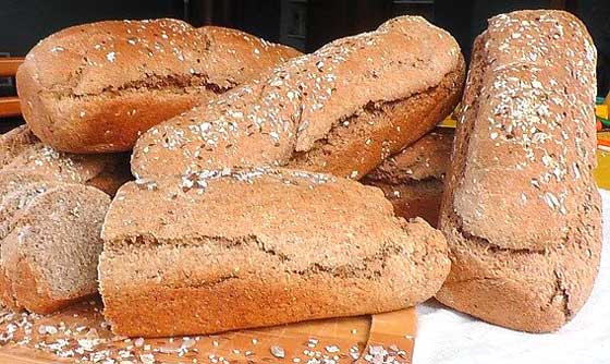 Le-pain-complet-riche-en-fibre