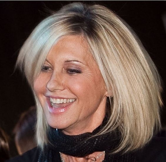 maladie-de-stars-Olivia-Newton-John-cancer-de-sein